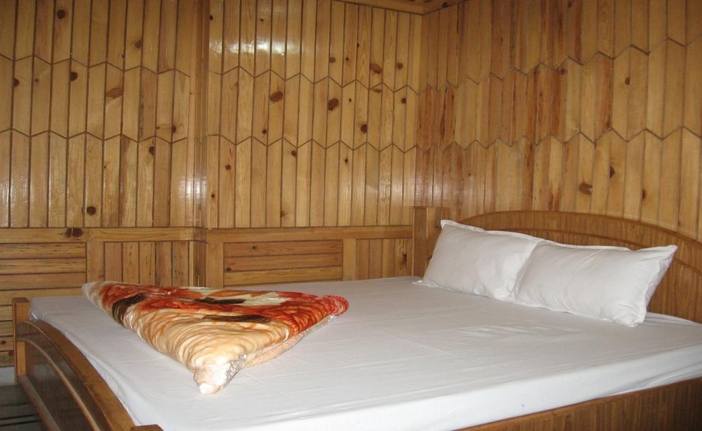 נייניטל Hotel Arsh International חדר תמונה