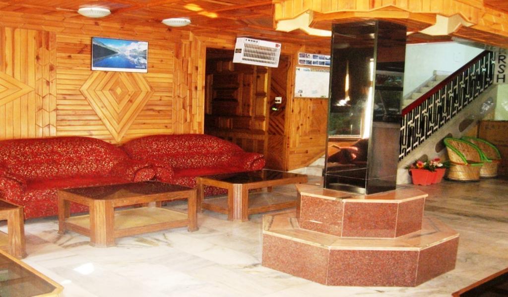 נייניטל Hotel Arsh International מראה חיצוני תמונה