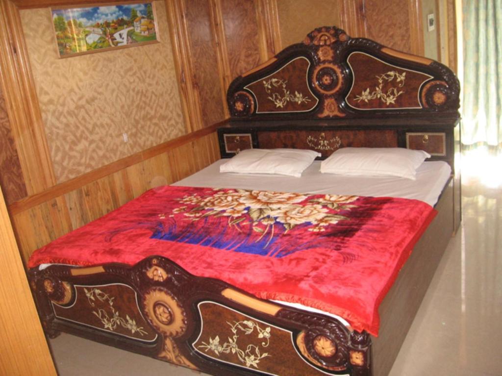 נייניטל Hotel Arsh International מראה חיצוני תמונה